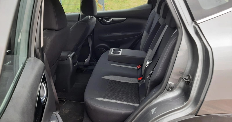 Nissan Qashqai cena 62700 przebieg: 36000, rok produkcji 2020 z Chojnice małe 121